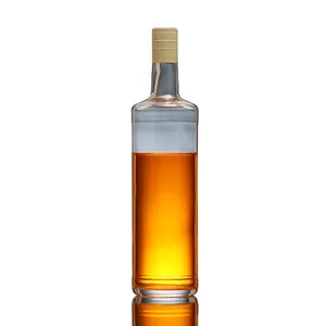热卖定制不同尺寸透明玻璃瓶酒精饮料