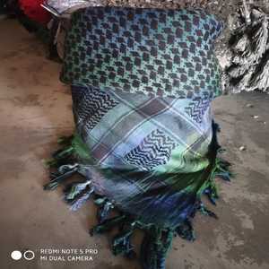 Bufandas y chales étnicos multicolores de estilo árabe de verano hechos de tela de algodón y lona - Product Image 1