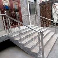 Rampe d'escalier en acier inoxydable soudé, style moderne personnalisable, adaptée aux terrasses, appartements et écoles