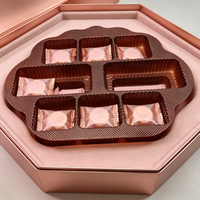 Insert en plastique thermoformé écologique OEM avec compartiments ronds pour l'emballage de chocolats, bonbons et biscuits de qualité alimentaire