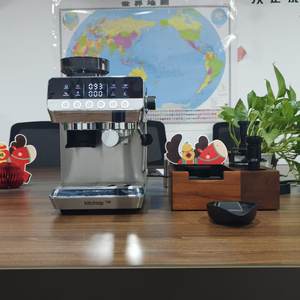 เครื่องชงกาแฟกึ่งอัตโนมัติระดับมืออาชีพ พร้อมเครื่องบดในตัว สำหรับโรงแรมและรถบ้าน ทำจากสแตนเลส ความจุ 16 ถ้วย - Product Image 6