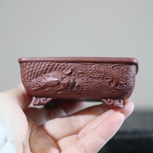 Maceta de Bonsái Zisha en Miniatura con Relieve de Dragón, Hecha a Mano en Arcilla, Tamaño de Palma de la Mano - Product Image 1