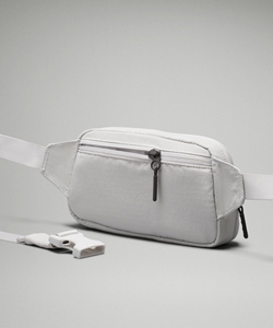 Petit sac banane à bandoulière blanc personnalisé sac à bandoulière pour hommes sport course poitrine taille <span class=keywords><strong>pochette</strong></span> partout sac <span class=keywords><strong>de</strong></span> ceinture - Product Image 2