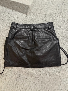 5352 แฟชั่นสุดฮิต 2026 สำหรับผู้หญิง <span class=keywords><strong>ก</strong></span>ระโปรงหนังแท้ สไตล์คาร์โ<span class=keywords><strong>ก</strong></span>้ หนังแกะเคลือบน้ำมัน <span class=keywords><strong>ก</strong></span>ระโปรงหนังสั้น มี<span class=keywords><strong>ก</strong></span>ระเป๋า - Product Image 5