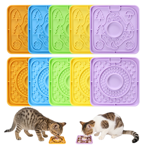 Tapis à lécher pour chien en silicone de qualité alimentaire avec ventouse puissante, imperméable, distributeur de friandises lent pour le bain, le toilettage et le soulagement de l'anxiété - Product Image 1