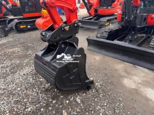 Mini Escavatore Idraulico Usato Giapponese Kubota Kx165 6.5 Ton, Cingolato di Seconda Mano di Alta Qualità Disponibile, Prezzo Conveniente - Product Image 2