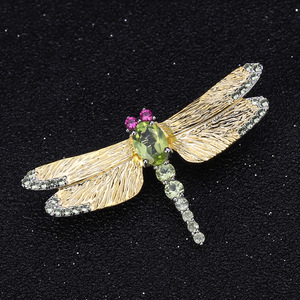 Broche de piedras preciosas de colores naturales con diseño de libélula Broche de peridoto de plata esterlina de compromiso de lujo elegante clásico - Product Image 2