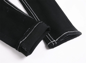 <span class=keywords><strong>Jeans</strong></span> en denim premium avec surpiqûres super résistantes, poches à rabat et broderie fer à cheval - Product Image 5