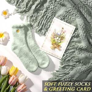 Exquisite Women's Spa <b>Gift</b> Basket with Scented Candle and Socks, Mother's Day Floral <b>Gift</b> Box Set, OEM Polyester Material, - Product Image 5
