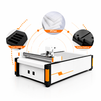 Machine de découpe CNC à couteau oscillant pour semelles intérieures en Phylon, EVA, TPE, TPU, latex, mousse à mémoire de forme et rembourrage sportif en mousse