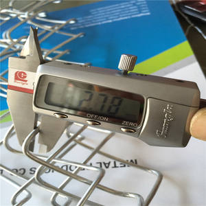 Malla <span class=keywords><strong>de</strong></span> Alambre Tejida con Forma <span class=keywords><strong>de</strong></span> Diamante para Cercas, Utilizada en Granjas, Pastos, Jardines, Huertos y Patios - Product Image 1