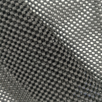 Gitterbedruckte Rutschfeste Schaumstoff-Netzmatte PVC-Beschichtet 100% Polyester Wasserdichte Reißfeste Teppichunterlage für Kleidung und Auto