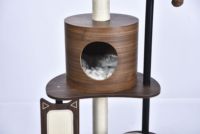 Grande tour d'escalade pour chat, plateforme de saut à plusieurs niveaux, structure en bois, arbre d'activité stable pour chat