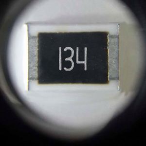 Bulk Discount RR4532 1812L134JT 1812 4532 Resistors Chip Resistors SMD Resistors 130Kohm 5% 3/4W Thick Film Resistor - Product Image 1