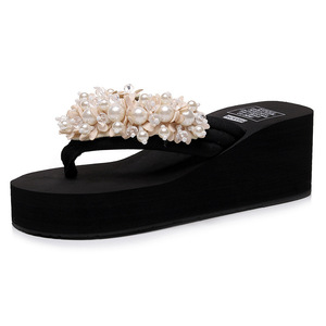Sandales compensées à talon compensé pour femmes, style <span class=keywords><strong>tong</strong></span>, chaussures de mode, pantoufles pour filles, fabricant en gros - Product Image 1