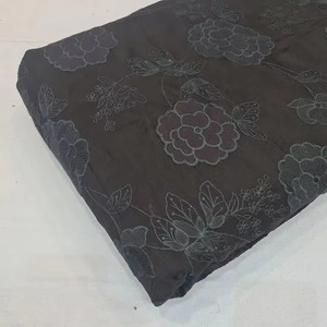 Tela de encaje soluble en agua con bordado de lujo para vestidos de novia, prendas de diseñador y ropa de novia. - Product Image 3