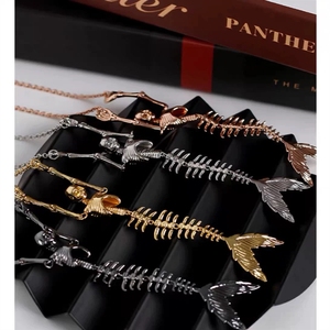 Collier <span class=keywords><strong>sirène</strong></span> Saturne pour femme, style punk sombre, vintage, artistique et exquis, chaîne de clavicule - Product Image 1