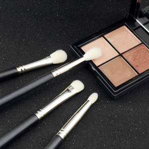 4pcs Goat Hair Eyeshadow Makeup Brush Set Soft <b>Eye</b> Blending Birch Wood Handle Matte Black Private Label Cosmetic <b>Eye</b> Brushes Kit - Product Image 4