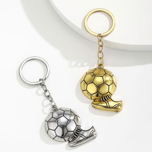 Llavero de Aleación de Zinc Estampado con Diseño de Zapatillas de Fútbol, Accesorio Deportivo - Product Image 2