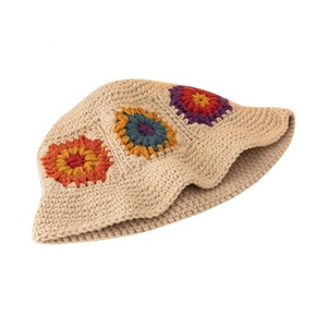 <span class=keywords><strong>Envío</strong></span> Directo, venta al por mayor, gran oferta Popular en Stock, gorra deportiva de verano colorida para mujer a la moda, sombrero de cubo hecho a mano con flores de ganchillo - Product Image 2