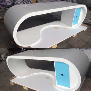 Escritorio Moderno y Duradero de Corian, Totalmente Personalizable en Color y Forma, para Oficina en Casa y Villa - Product Image 4
