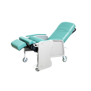 Fauteuils médicaux inclinables mobiles manuels pour la collecte de sang, la transfusion, la prélèvement sanguin, la dialyse et la flebotomie, utilisés en milieu hospitalier - Product Image 1