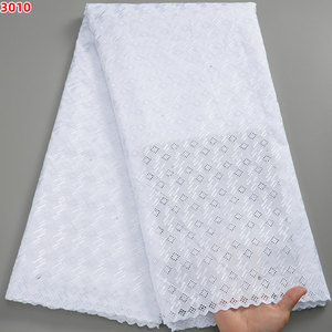 3010 venta al por mayor 100% algodón último 2022 bordado de <span class=keywords><strong>alta</strong></span> calidad Material de <span class=keywords><strong>costura</strong></span> tela de encaje seco africano para hombres o mujeres tela - Product Image 2