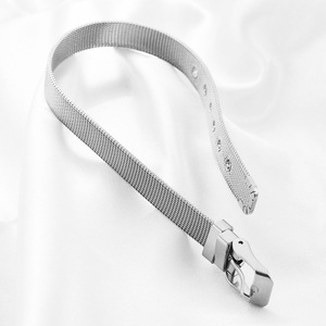 Collar de Malla Dorada con Cierre de Hebilla, Accesorio de Joyería de Moda Unisex - Product Image 2
