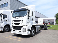 Chasis Truk Isuzu GIGA VC61 21 Ton, Mesin Diesel 6UZ1, Kabin 1.5, 4x2, Truk Lorry Camiones untuk Dijual