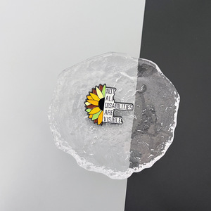 Insignias metálicas personalizadas con <span class=keywords><strong>palabras</strong></span> y frases creativas <span class=keywords><strong>en</strong></span> inglés, estilo europeo <span class=keywords><strong>americano</strong></span>, broches de aleación con citas clásicas para bolsos. - Product Image 6