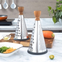 Râpe à fromage manuelle avec manche en bois, trancheuse à légumes en acier inoxydable, hachoir alimentaire multifonctionnel à 3 faces, lavage à la main uniquement