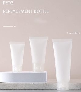 Ensemble d'articles de toilette écologiques et biodégradables pour hôtel avec tube en bambou/lin pour shampoing et gel douche (jetables) - Product Image 4