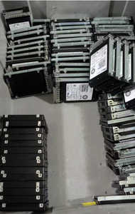SSD externe sans fil pour serveur d'entreprise SAS 12 Gbps de 3,84 To - Product Image 5