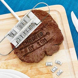 Strumento <span class=keywords><strong>per</strong></span> <span class=keywords><strong>Barbecue</strong></span> artigianale griglia <span class=keywords><strong>per</strong></span> <span class=keywords><strong>Barbecue</strong></span> in <span class=keywords><strong>ferro</strong></span> 55 alfabeto di personalità mutevole strumento accessorio <span class=keywords><strong>per</strong></span> hamburger di carne personalizzato - Product Image 2