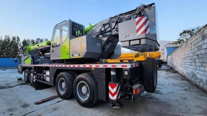 Camion-grue Zoomlion 70 tonnes bien entretenu, grue tout-terrain avec une grande hauteur de levage et fiable - Product Image 4