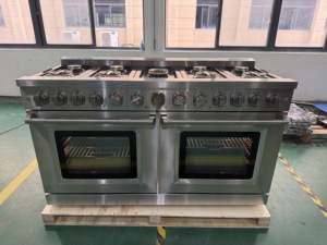 Cuisinière électrique autoportante de 60 pouces avec gril, 9 brûleurs en laiton, voyants lumineux, grilles en fonte avec finition en acier inoxydable - Product Image 1