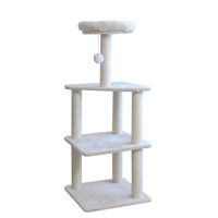 Arbre à chat avec lits en peluche, structure à trois niveaux, poteaux à gratter en sisal, nid de repos rond et jouet suspendu