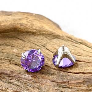 เครื่องประดับเจาะร่างกายแบบลาเบรต์สำหรับเด็ก ปี 2024 ได้รับการรับรองมาตรฐาน ASTM ชุบทอง วินเทจ ไทเทเนียม ประดับเพทายหลากสี F136 G23 - Product Image 4