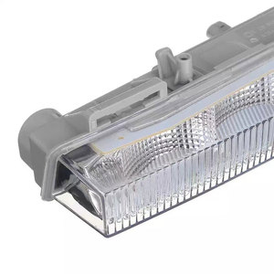 ไฟเดย์ไลท์ LED สำหรับ Mercedes-Benz GLK-Class ML-Class GL-Class รุ่น A2049065401 X204W166X166 กันชนหน้า - Product Image 3