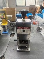 Machine à dénuder les fils de cuivre portable W-025, dénudeur de câbles manuel avec lame réglable, machine à dénuder les câbles en caoutchouc