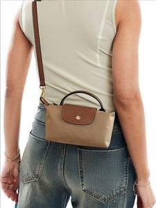 Sac en tissu de nylon pour dames 2025 Tas Wanita nouvelle tendance Saccoche Femme mode bandoulière fermeture à glissière épaule sac à main - Product Image 2