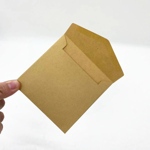 Enveloppes en papier <span class=keywords><strong>kraft</strong></span> brun C6 C5 mini carrées personnalisées avec logo imprimé pour invitations de <span class=keywords><strong>mariage</strong></span> en gros - Product Image 4