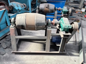Kleine Anpassbare Kugelmühle Speziell Entwickelt für Gold-Erz-Mahl-Experimente - Product Image 5