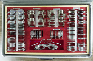 Étui à lentilles optiques 266 en velours rouge avec plateau en bois pour optométre, pour les tests de vision, étui à lentilles optiques 266 en verre rouge 26 - Product Image 5