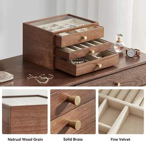 Boîte à bijoux en bois de noyer noir personnalisée pour femmes, organisateur de bijoux en bois avec couvercle en verre pour montres, colliers, bagues et boucles d'oreilles - Product Image 4