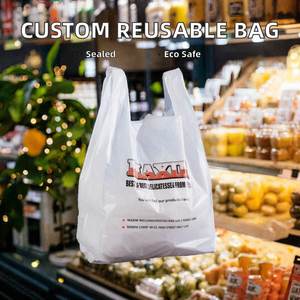 Bolsas de Compras Biodegradables y Compostables de la Marca UKHI, Tipo Camiseta, con Asas, Impresión Flexográfica, Material PE, Desechables, Personalizables - Product Image 5