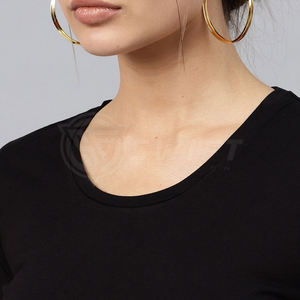 เสื้อครอปไซส์ใหญ่สำหรับผู้หญิงเสื้อครอปดีไซน์ออกแบบเองเป็นมิตรต่อสิ่งแวดล้อมสไตล์ลำลองฤดูร้อนไซส์ใหญ่พิเศษผลิตในปากีสถาน - Product Image 4