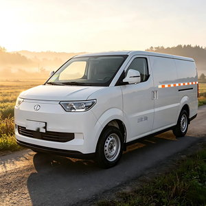 Fourgonnette de livraison électrique RICH EC75 LHD, capacité de charge de 1,2T, autonomie de 310 km, zéro émission, pour la logistique urbaine - Product Image 1