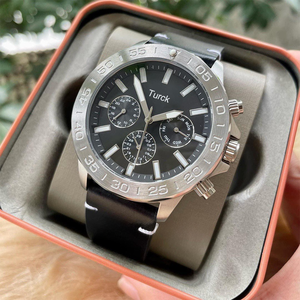 <span class=keywords><strong>Montre</strong></span> à quartz de luxe <span class=keywords><strong>Fossil</strong></span> BQ2708 pour homme, cadran simple, bracelet en cuir <span class=keywords><strong>noir</strong></span> 22 mm, boîtier en acier inoxydable, étanche 50M, vente en gros - Product Image 1