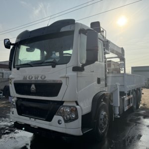 Buen estado usado 6-8 metros brazo recto 6x4 <span class=keywords><strong>10</strong></span> ruedas <span class=keywords><strong>10</strong></span> toneladas camión de carga grúa para la venta - Product Image 2